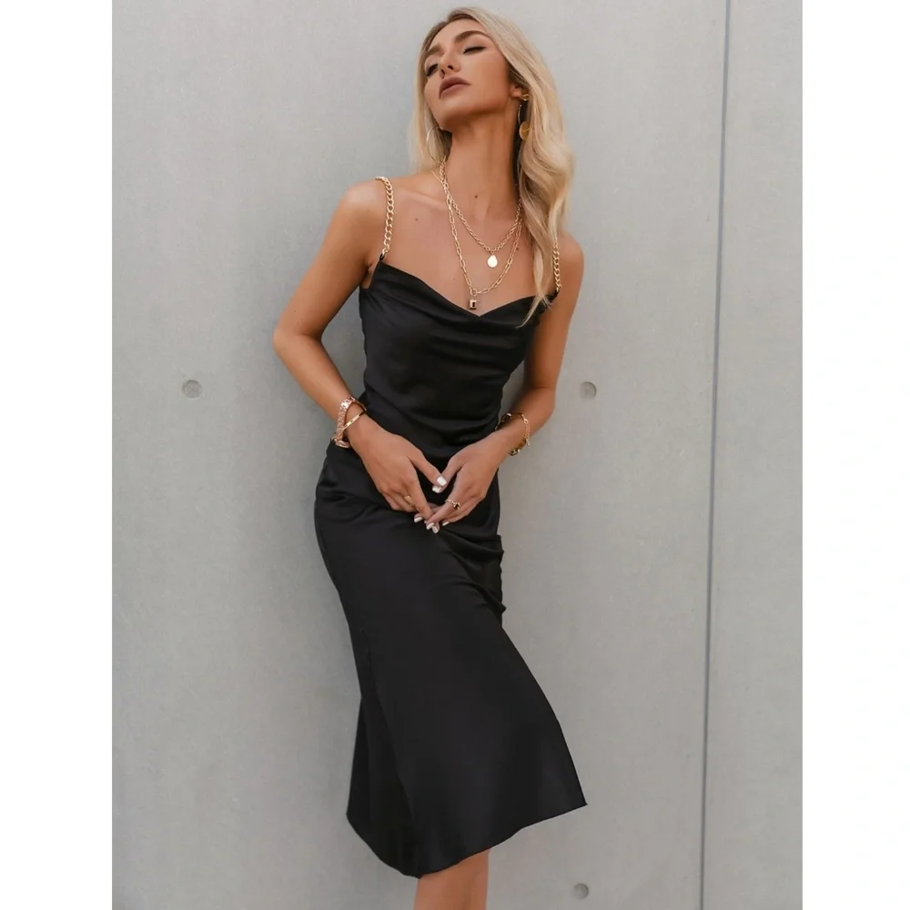 Chain Strap Black Satin Dress Midi - Picture 3 of 9